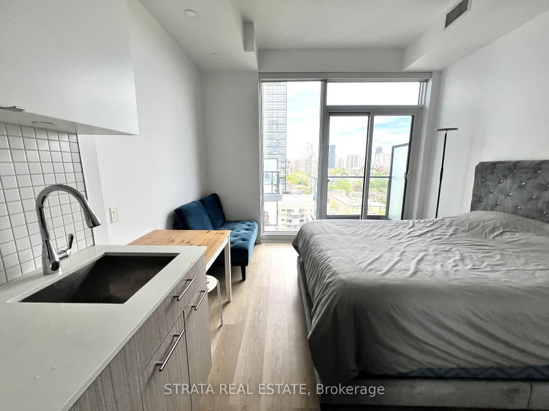 Room1