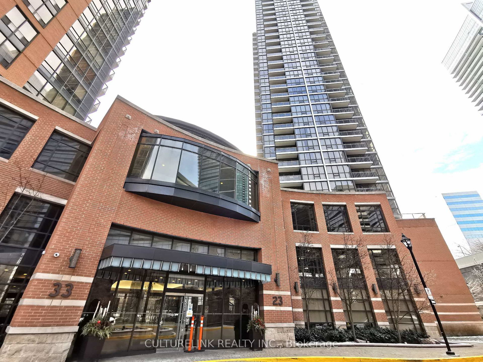 23 Sheppard Avenue E, Unit 1607 - Photo 18