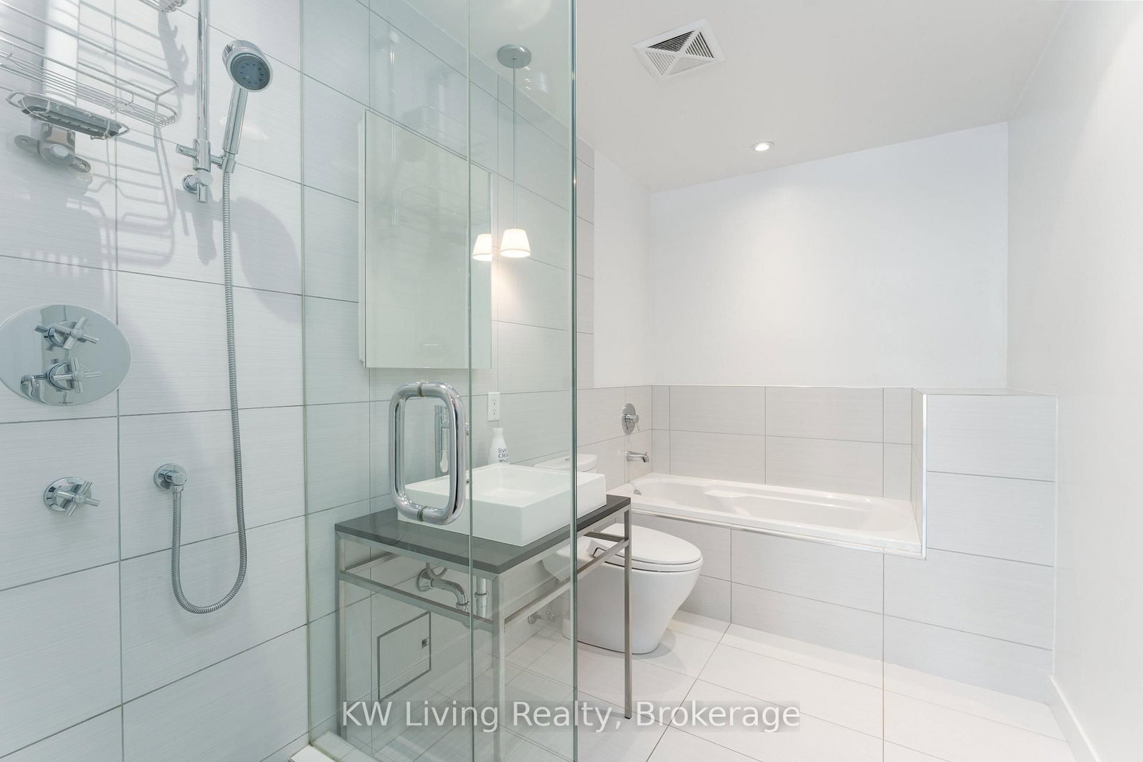 75 Portland Street, Unit 901 - Photo 20