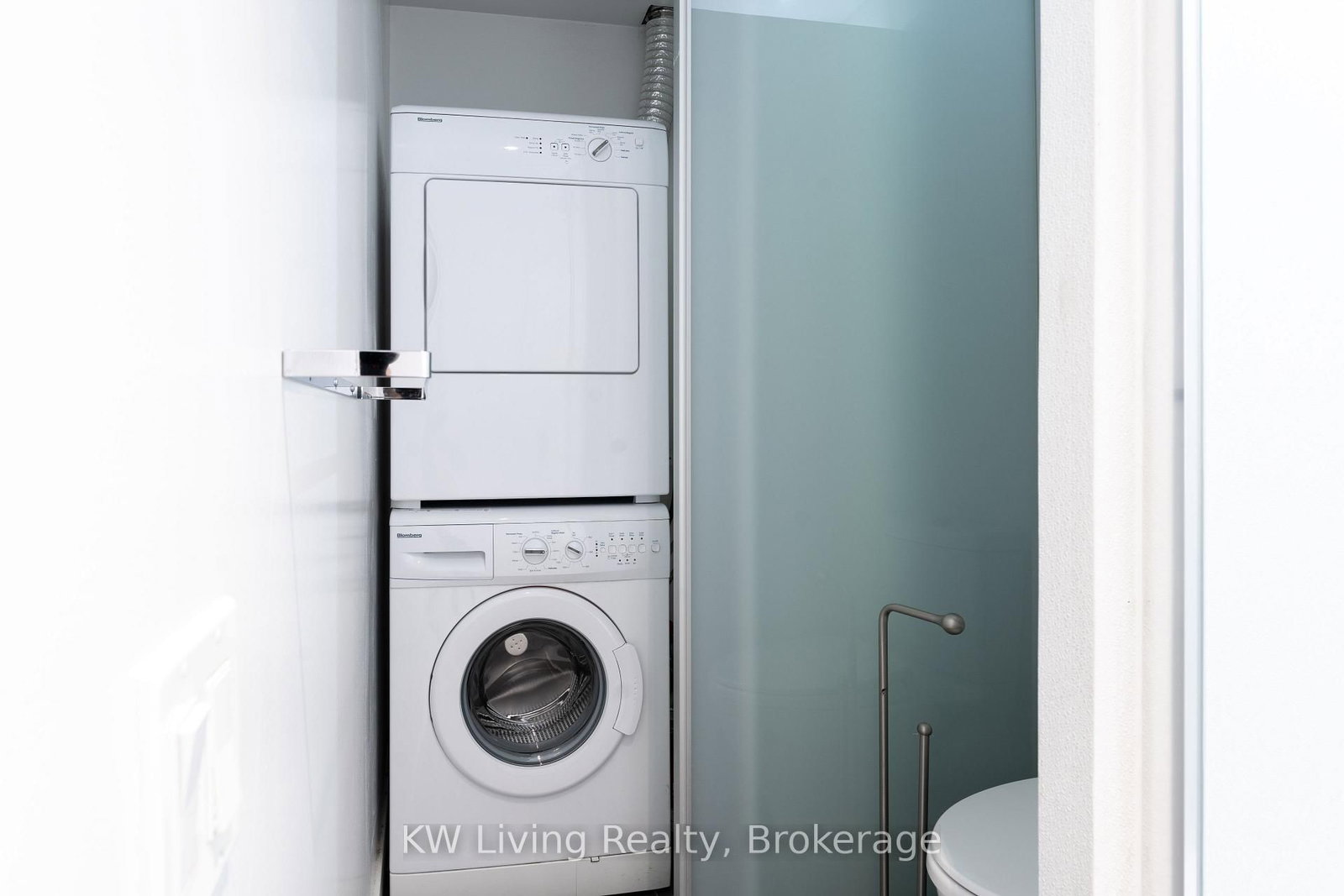 75 Portland Street, Unit 901 - Photo 21