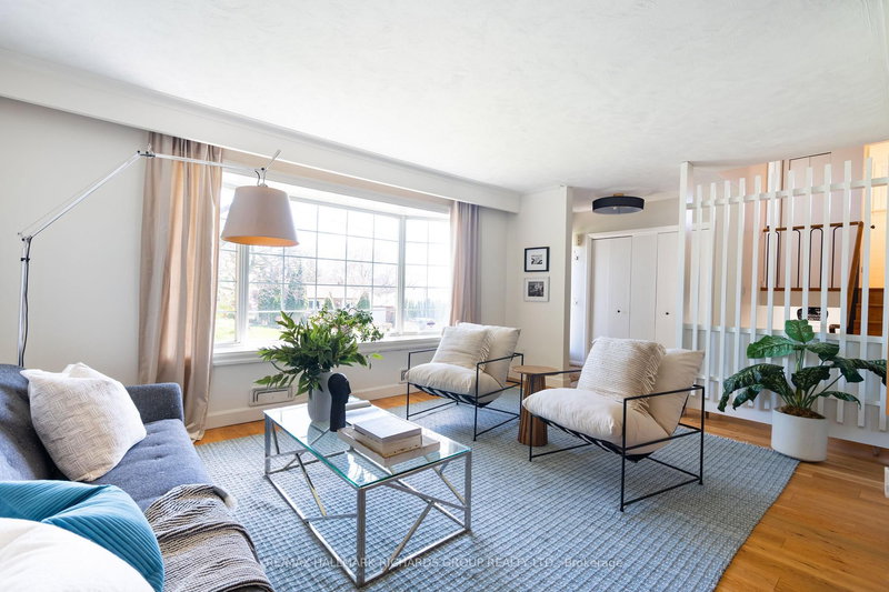 30 Fairhill Cres, Toronto, M3A 1N6 | Image 3