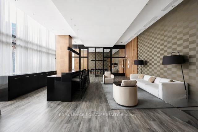 160 Vanderhoof Avenue, Unit 1107 - Photo 4