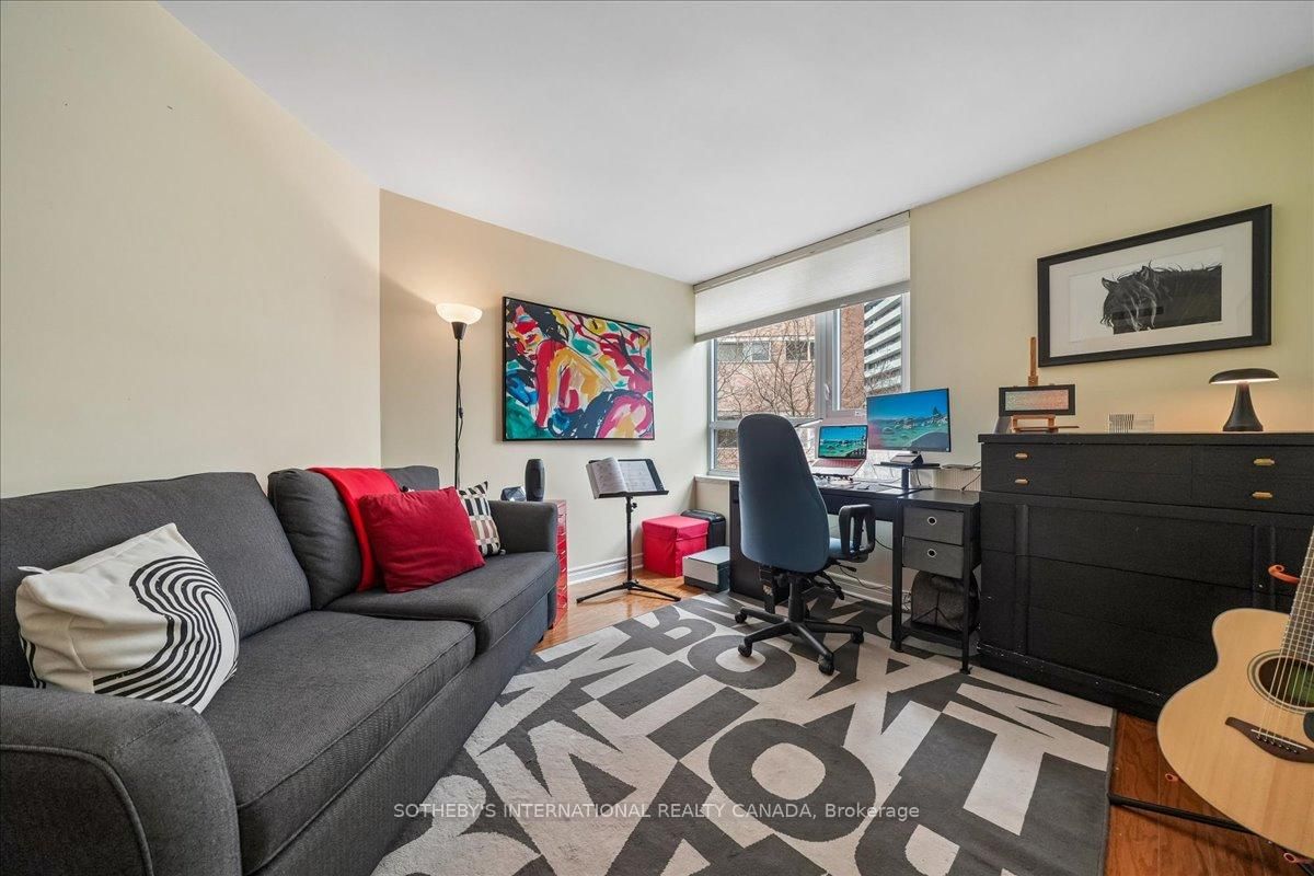 55 Wellesley Street E, Unit 505 - Photo 16