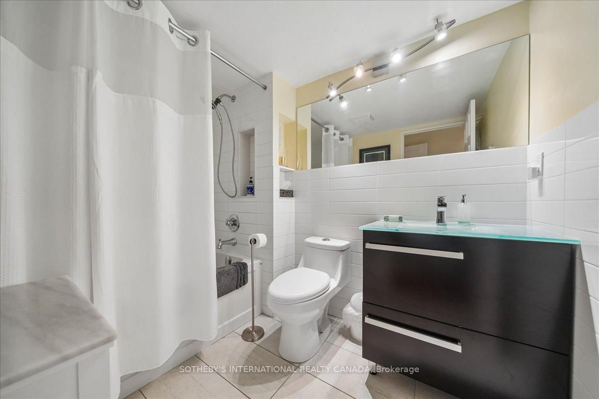 55 Wellesley Street E, Unit 505 - Photo 18