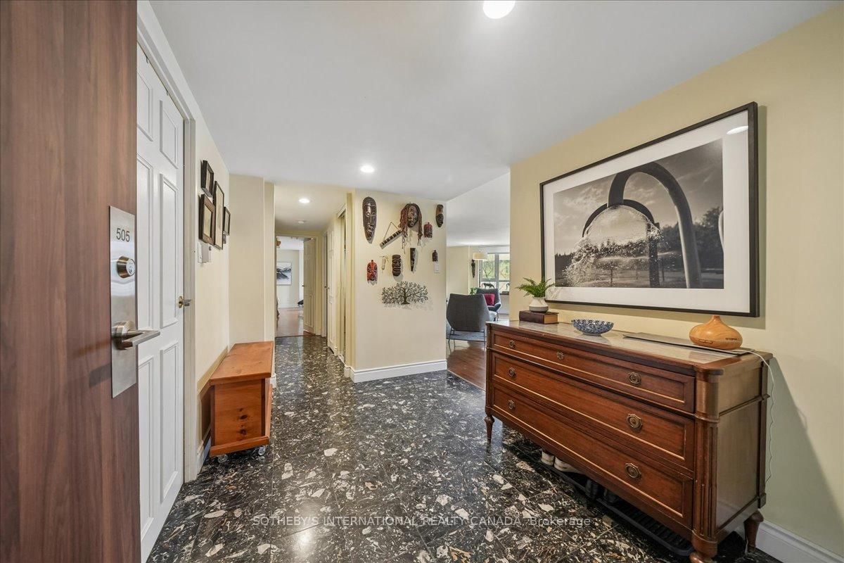 55 Wellesley Street E, Unit 505 - Photo 3