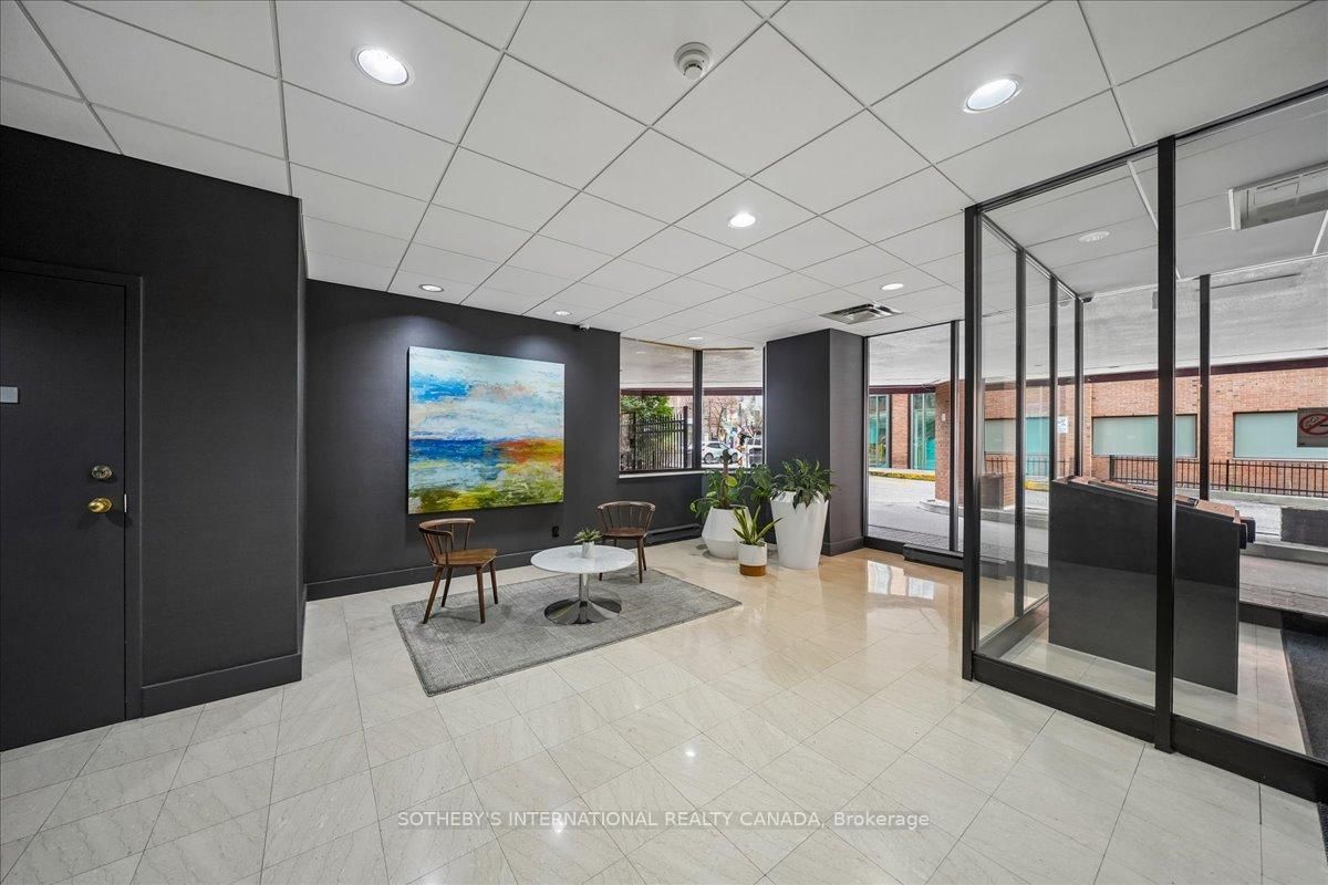 55 Wellesley Street E, Unit 505 - Photo 30