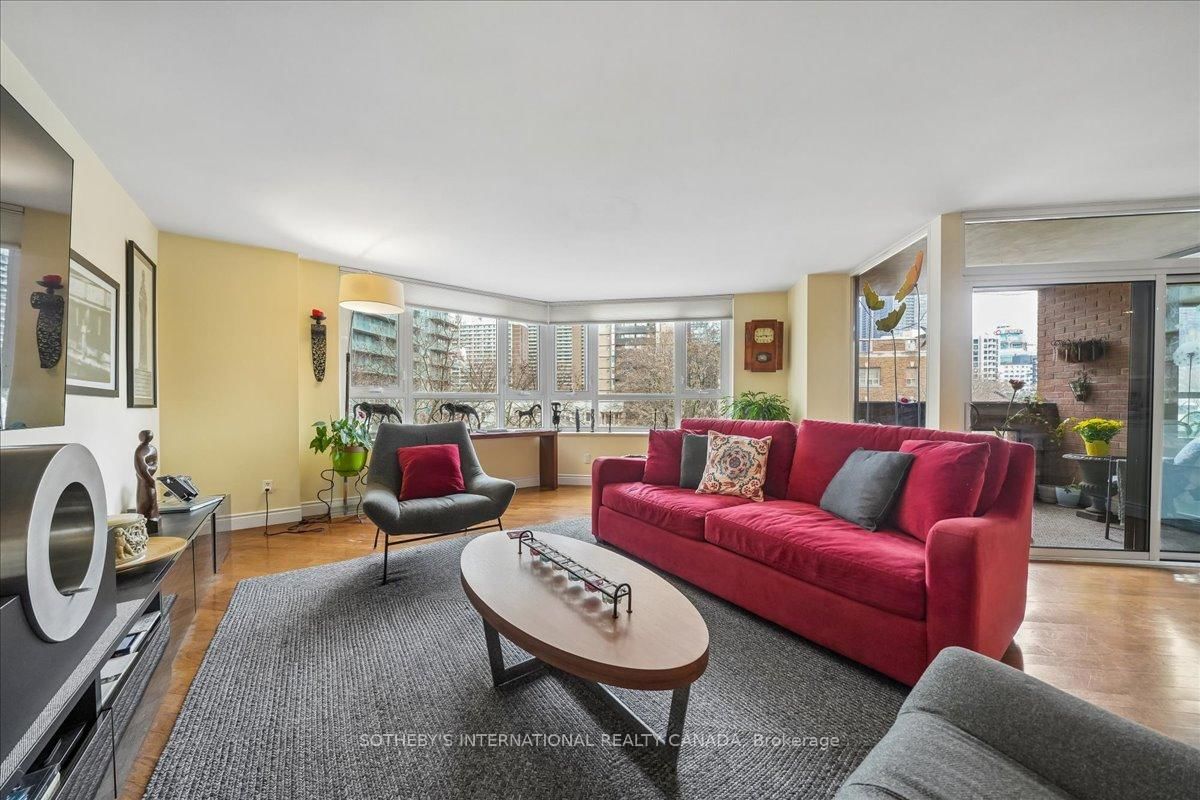 55 Wellesley Street E, Unit 505 - Photo 6