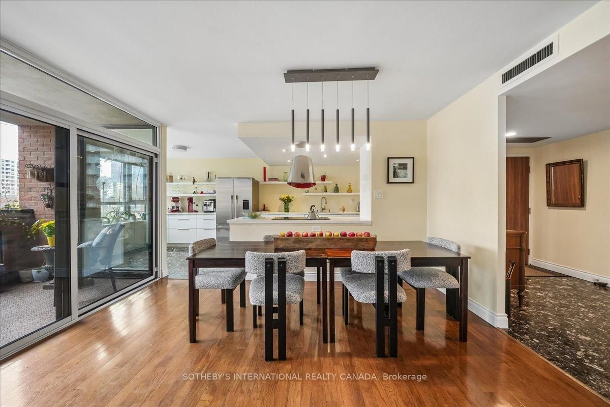 55 Wellesley Street E, Unit 505 - Photo 7