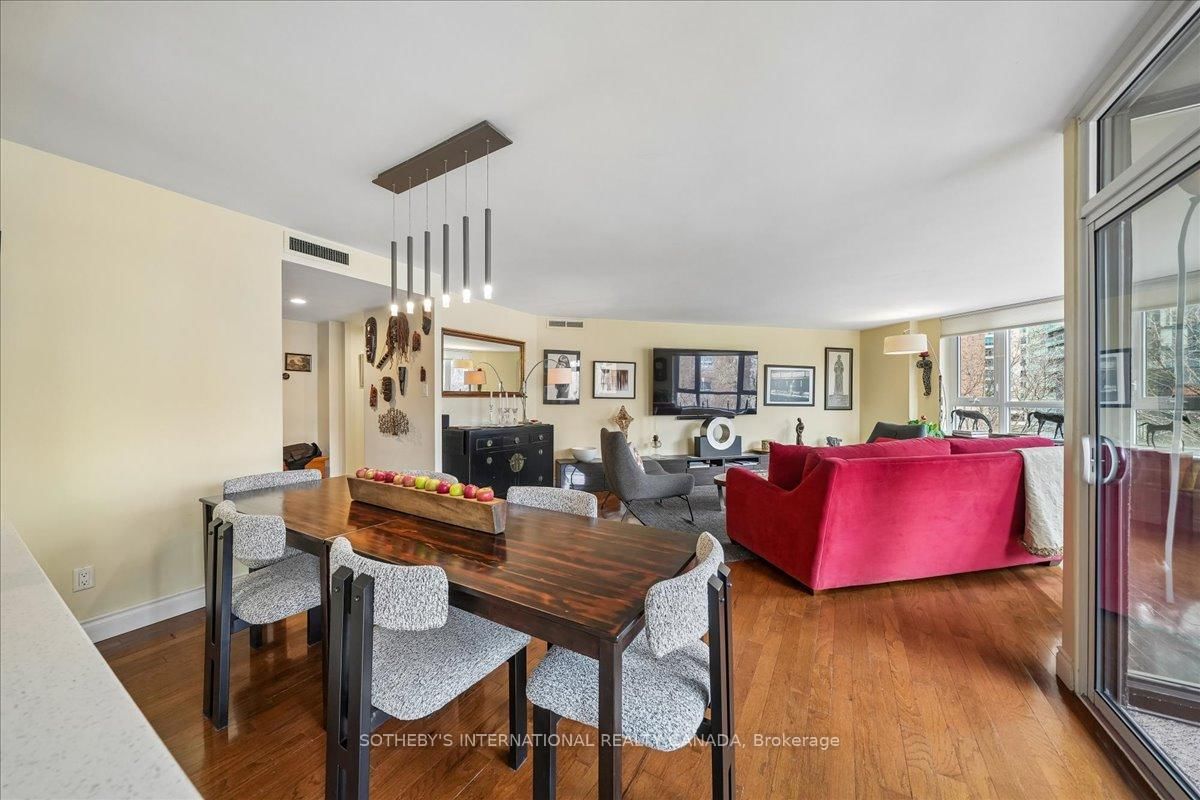 55 Wellesley Street E, Unit 505 - Photo 8