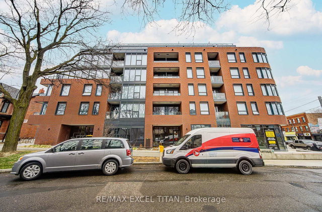 Parking - 5 Lakeview Avenue