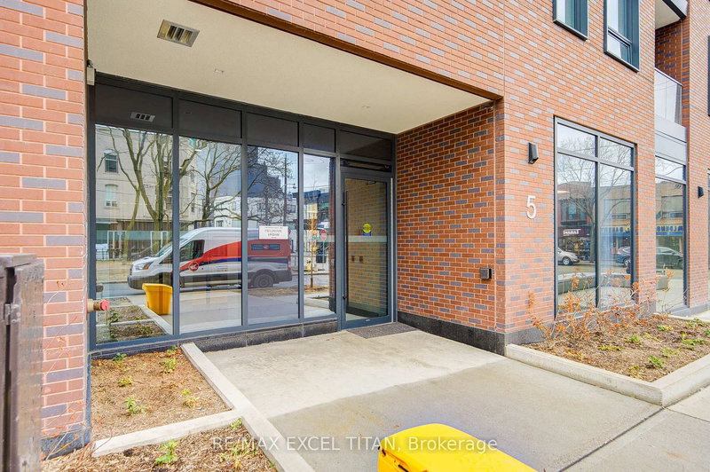 Parking - 5 Lakeview Ave, Toronto, M6J 0H3 | Image 2