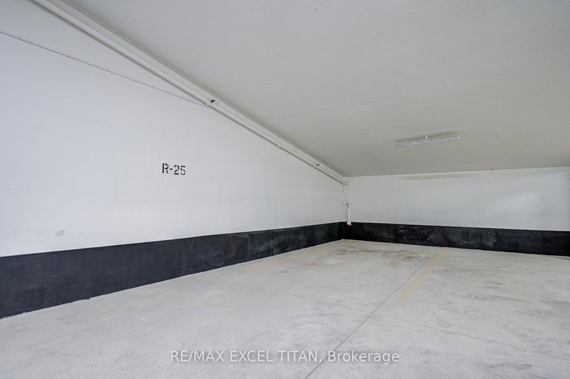 Parking - 5 Lakeview Ave, Toronto, M6J 0H3 | Image 3