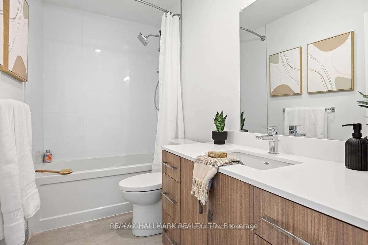 15 Brenthall Avenue, Unit 17 - Photo 8