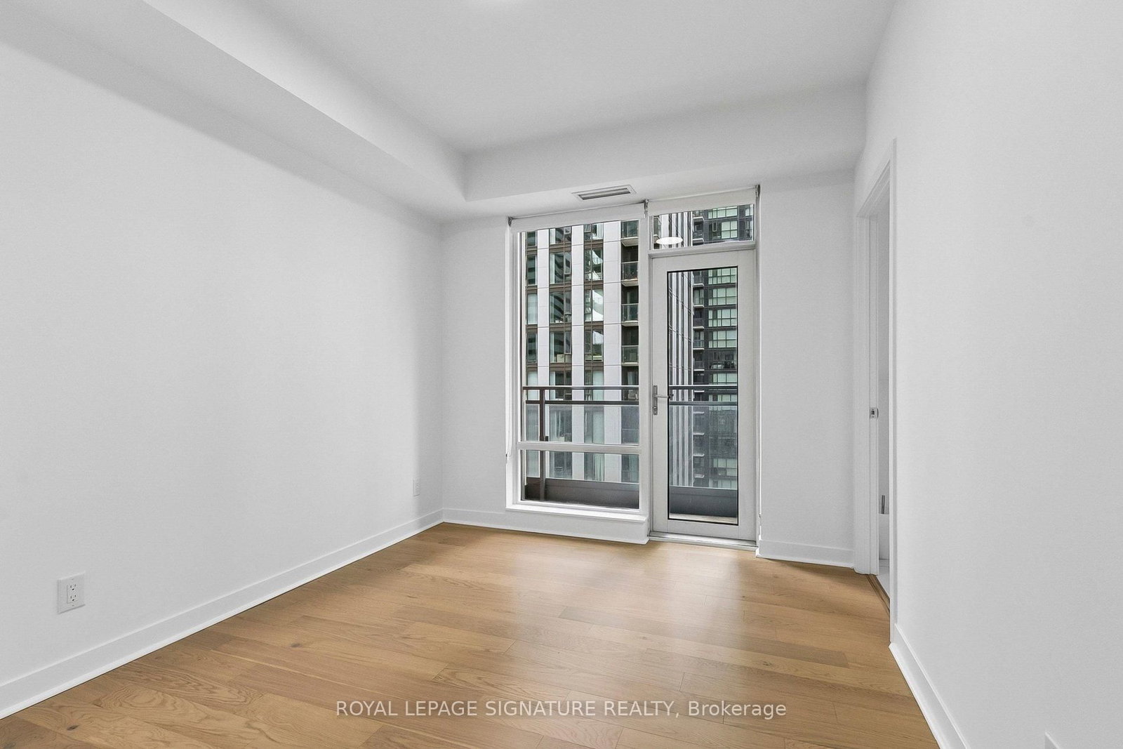 Condo for sale at 2202-21 Widmer Street, Toronto, Ontario, M5V 0B8 - Waterfront Communities C1 - MLS: C13025632