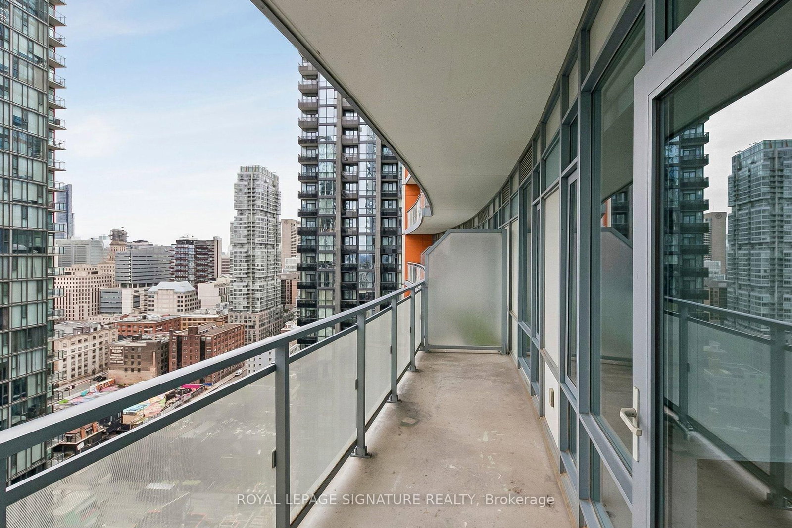 Condo for sale at 2202-21 Widmer Street, Toronto, Ontario, M5V 0B8 - Waterfront Communities C1 - MLS: C13025632