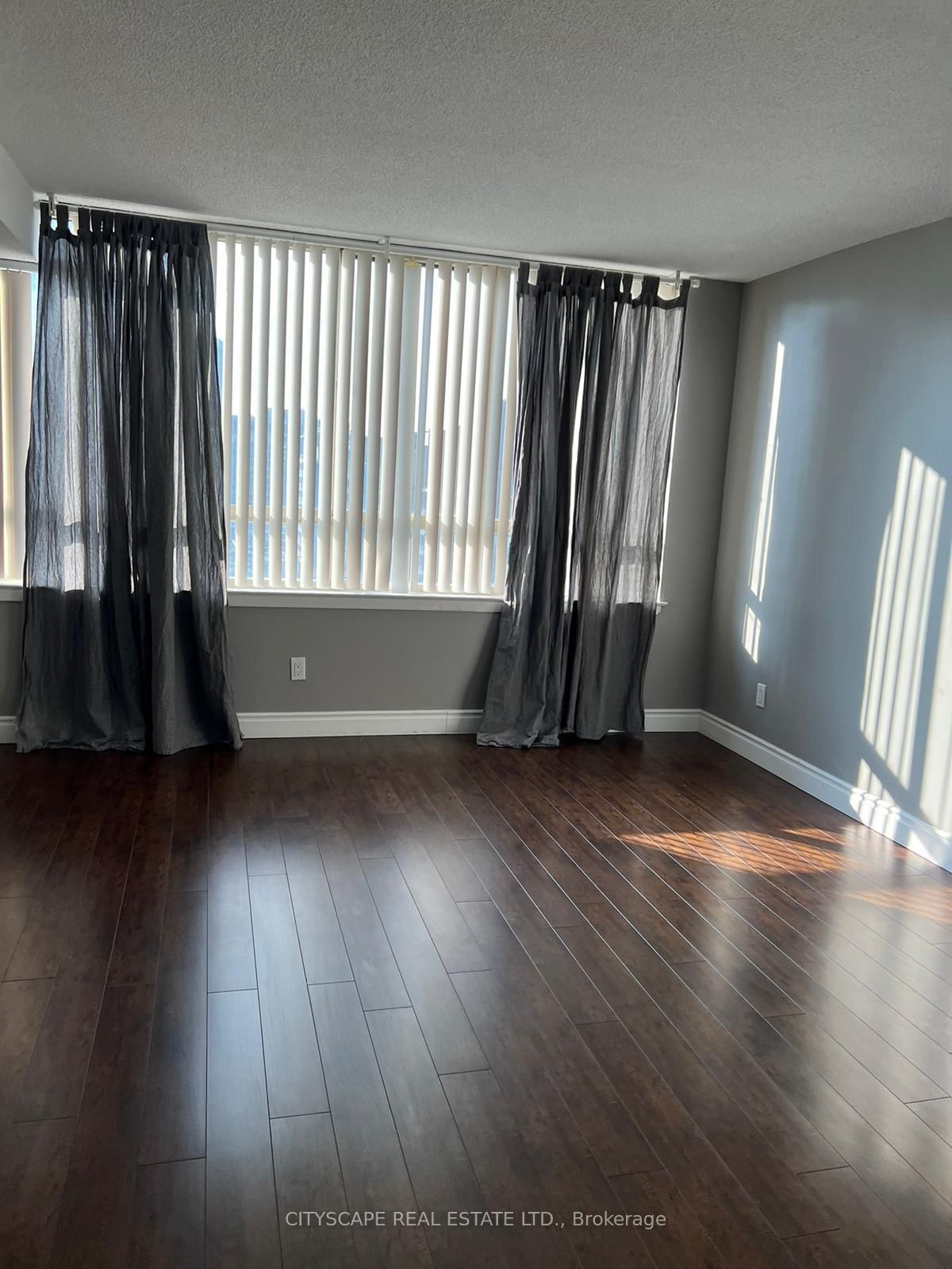 633 Bay Street, Unit 1815 - Photo 11