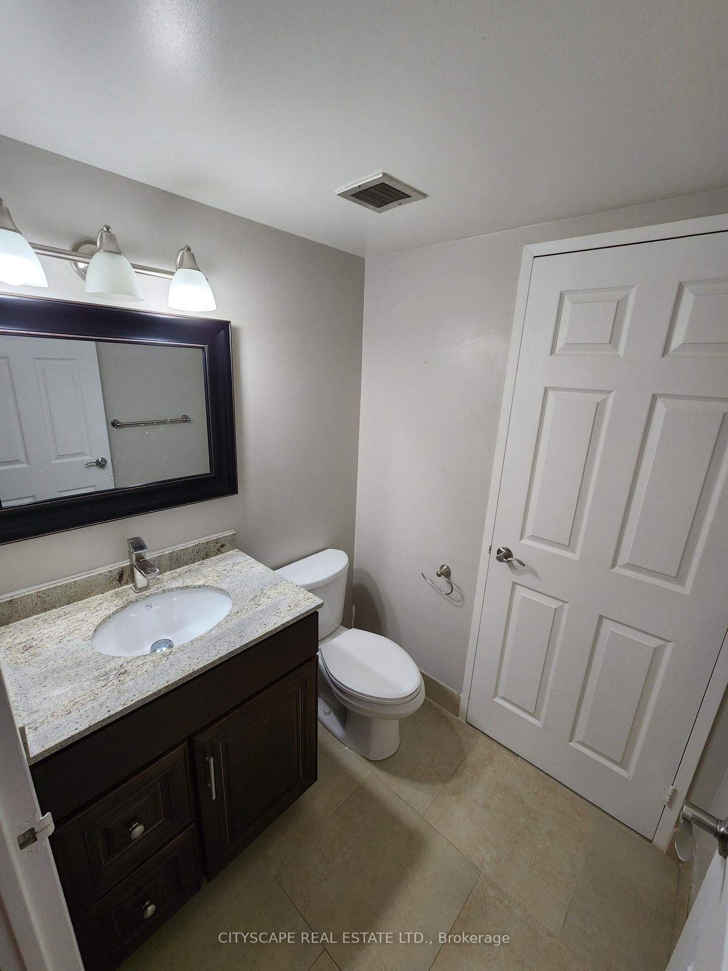 633 Bay Street, Unit 1815 - Photo 13
