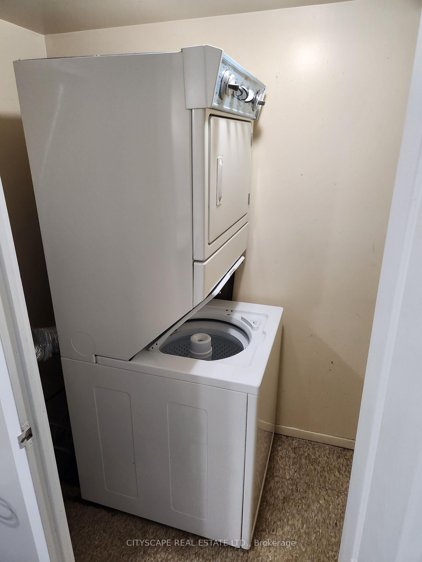 633 Bay Street, Unit 1815 - Photo 14