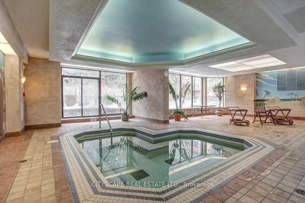 633 Bay Street, Unit 1815 - Photo 20