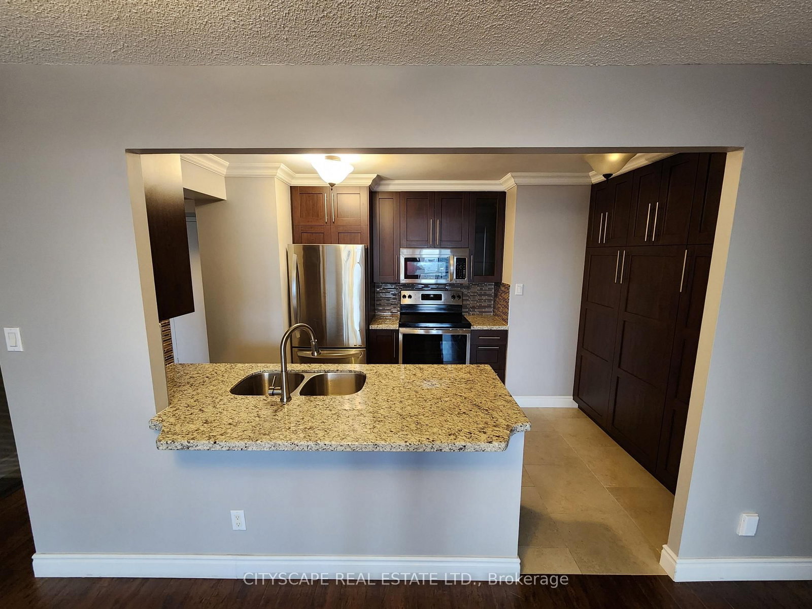 633 Bay Street, Unit 1815 - Photo 4