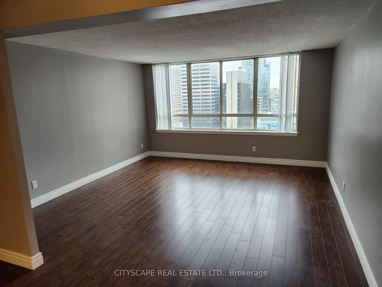 633 Bay Street, Unit 1815 - Photo 8