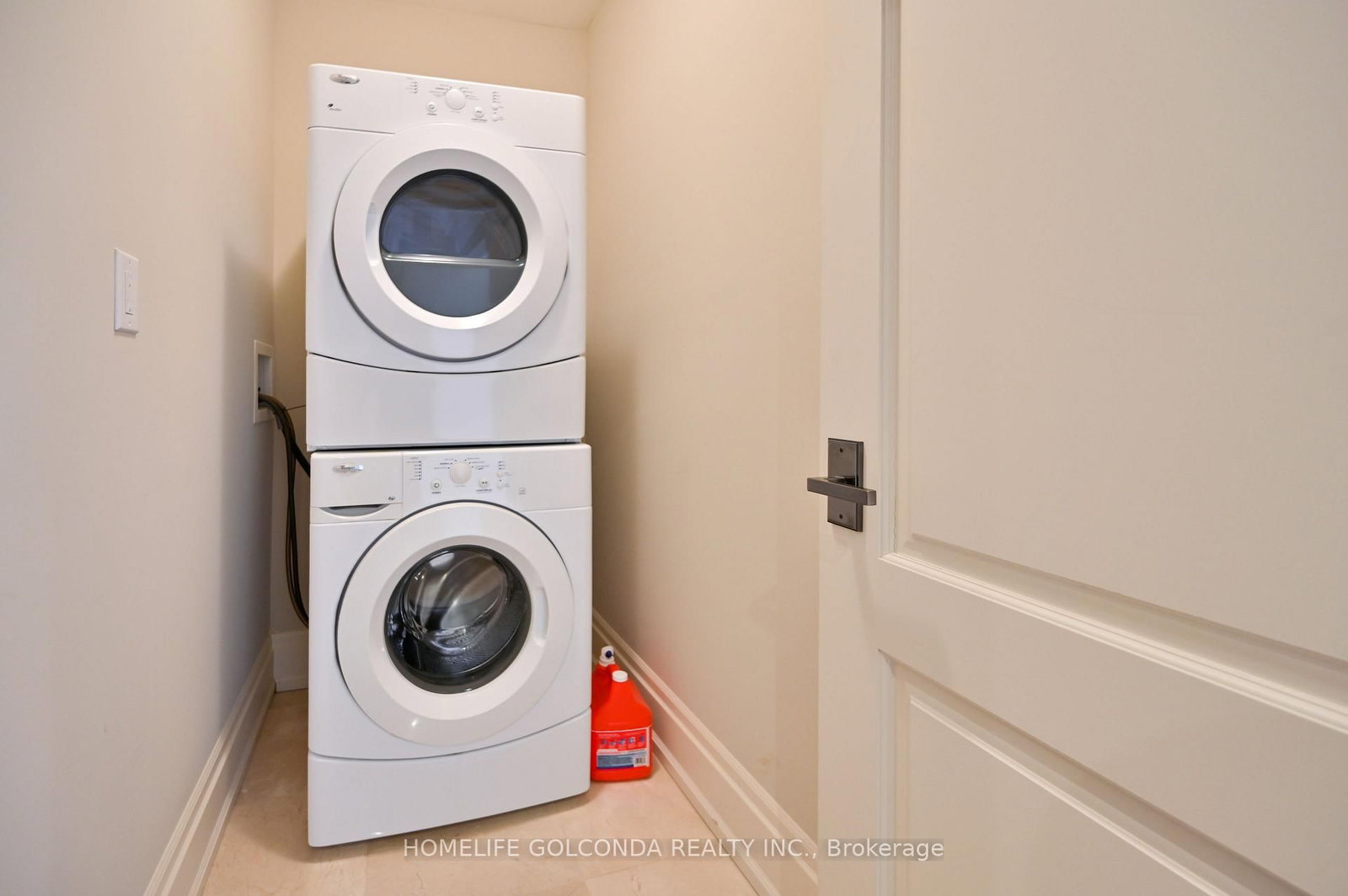 272 Byng Avenue - Photo 40