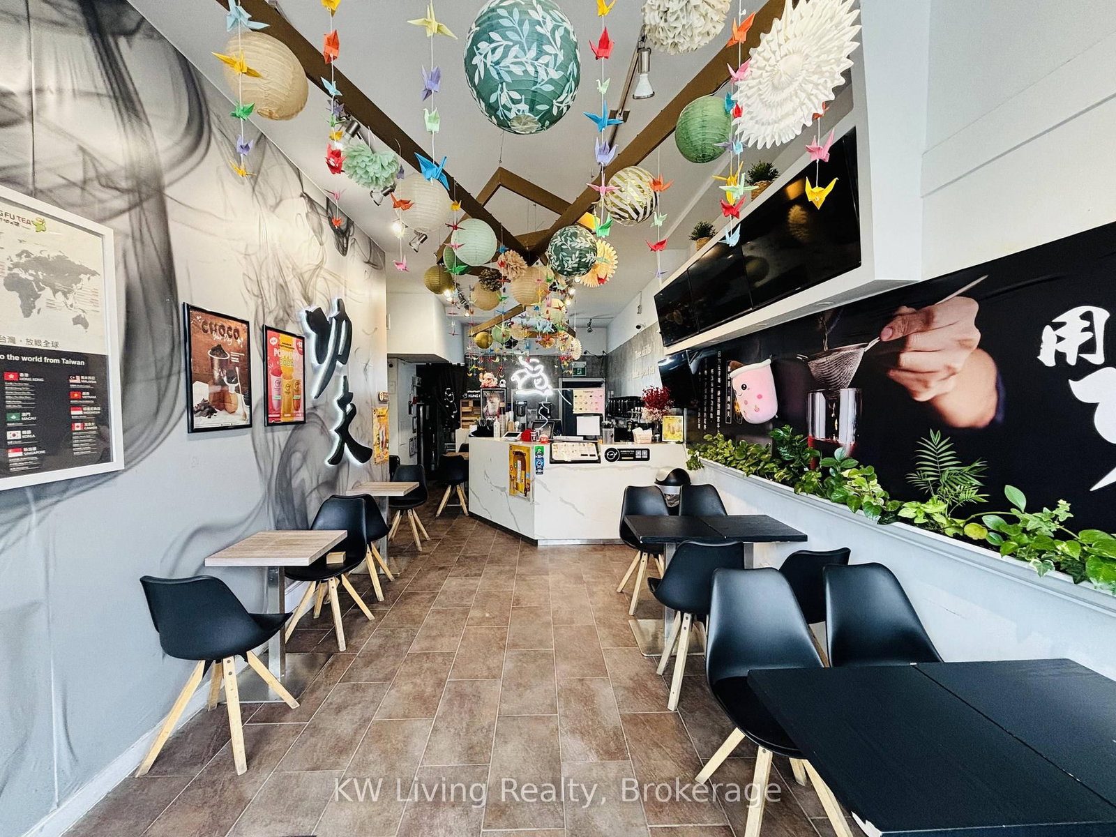 633 Bloor Street W - Photo 4