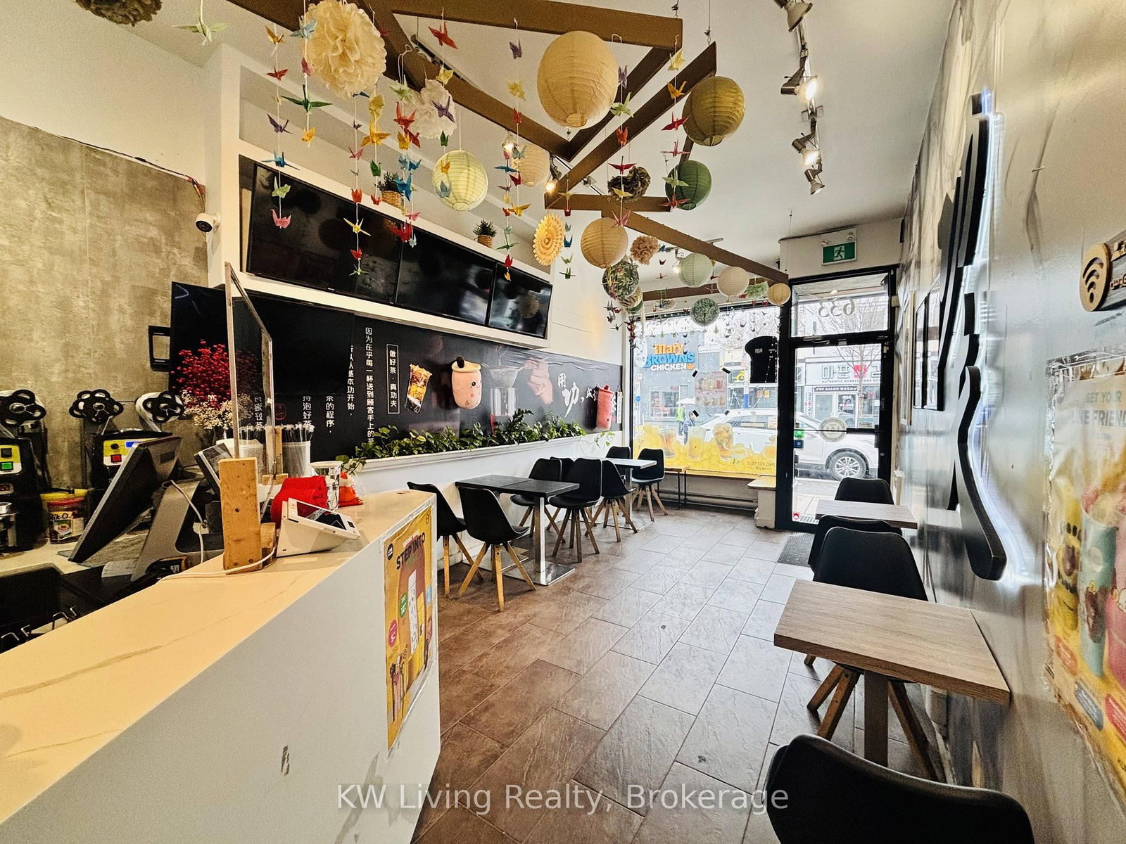 633 Bloor Street W - Photo 5