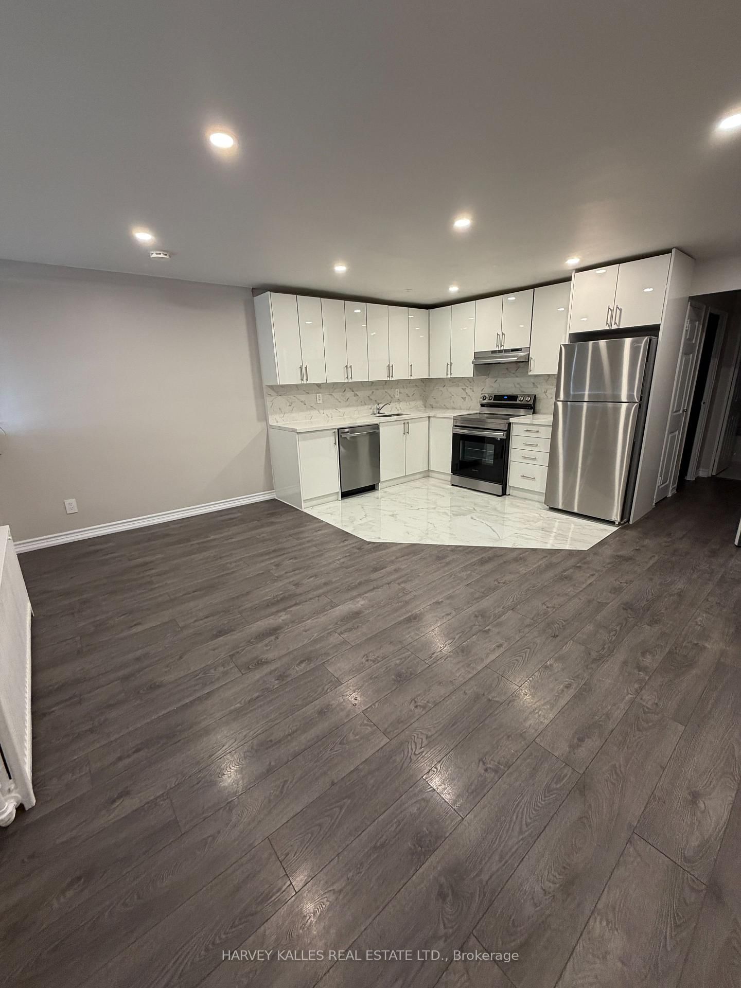 180 Vaughan Road, Unit 101 - Photo 2