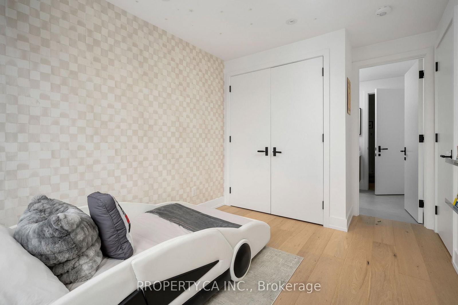 268 Euclid Avenue - Photo 22