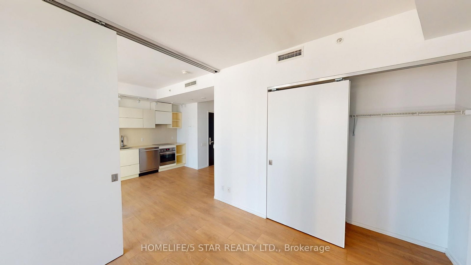 125 Peter Street, Unit 1212 - Photo 11