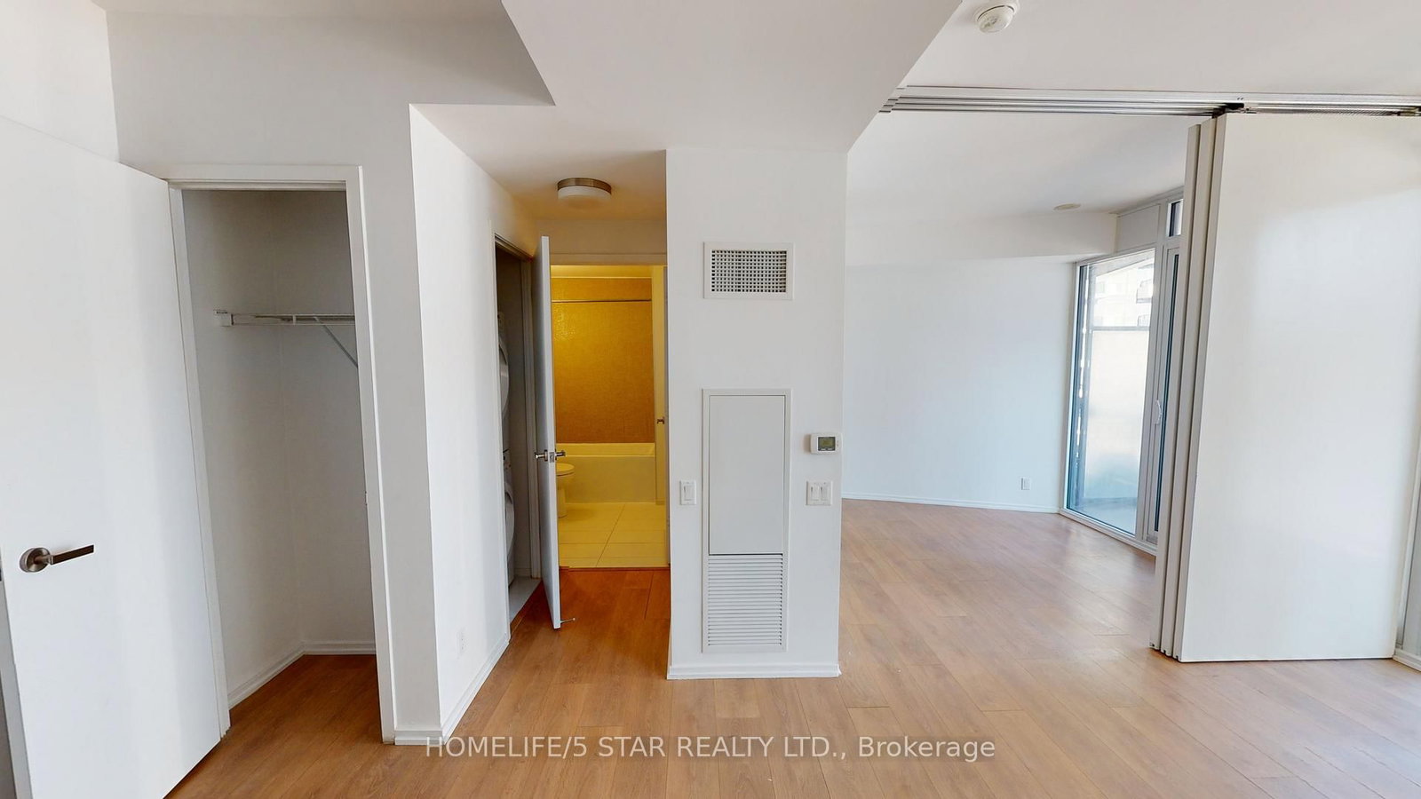125 Peter Street, Unit 1212 - Photo 12