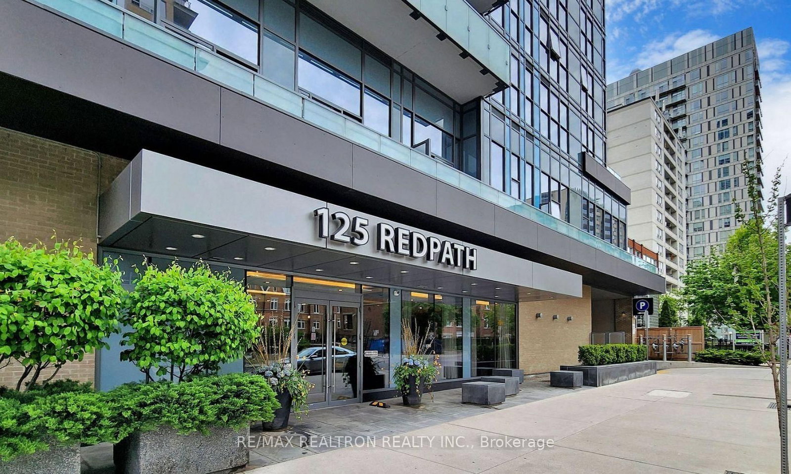 125 Redpath Avenue, Unit 3202 - Photo 4