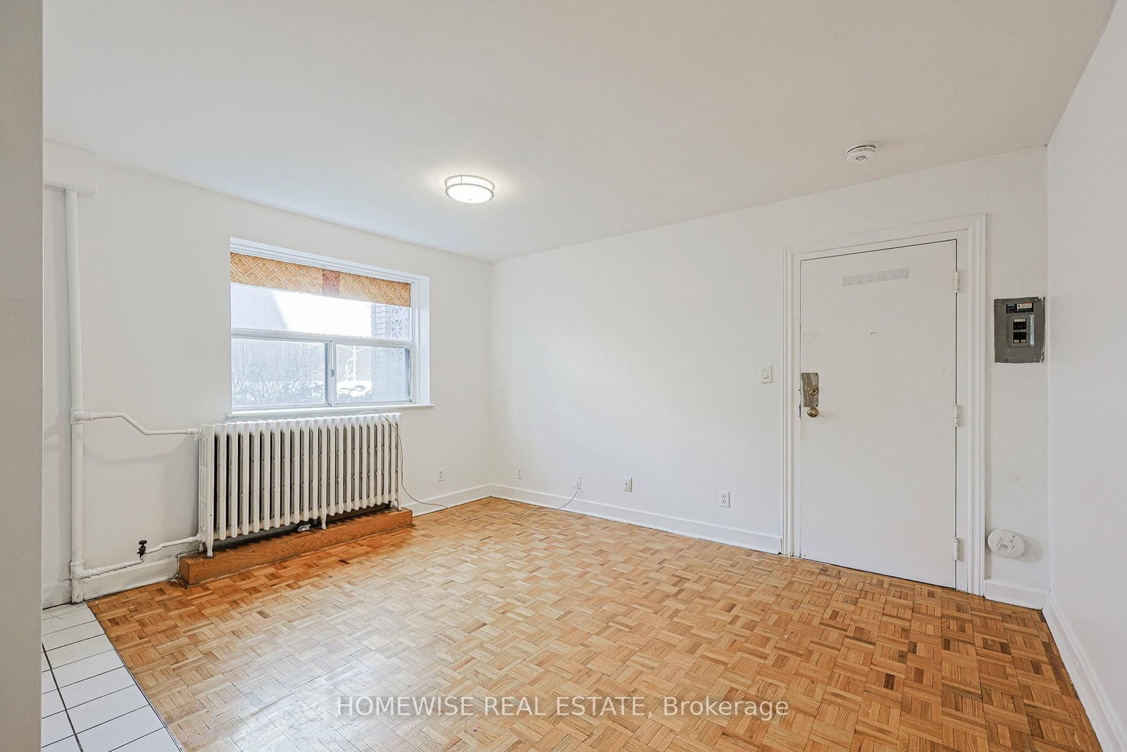33 Maitland Street, Unit 102 - Photo 11