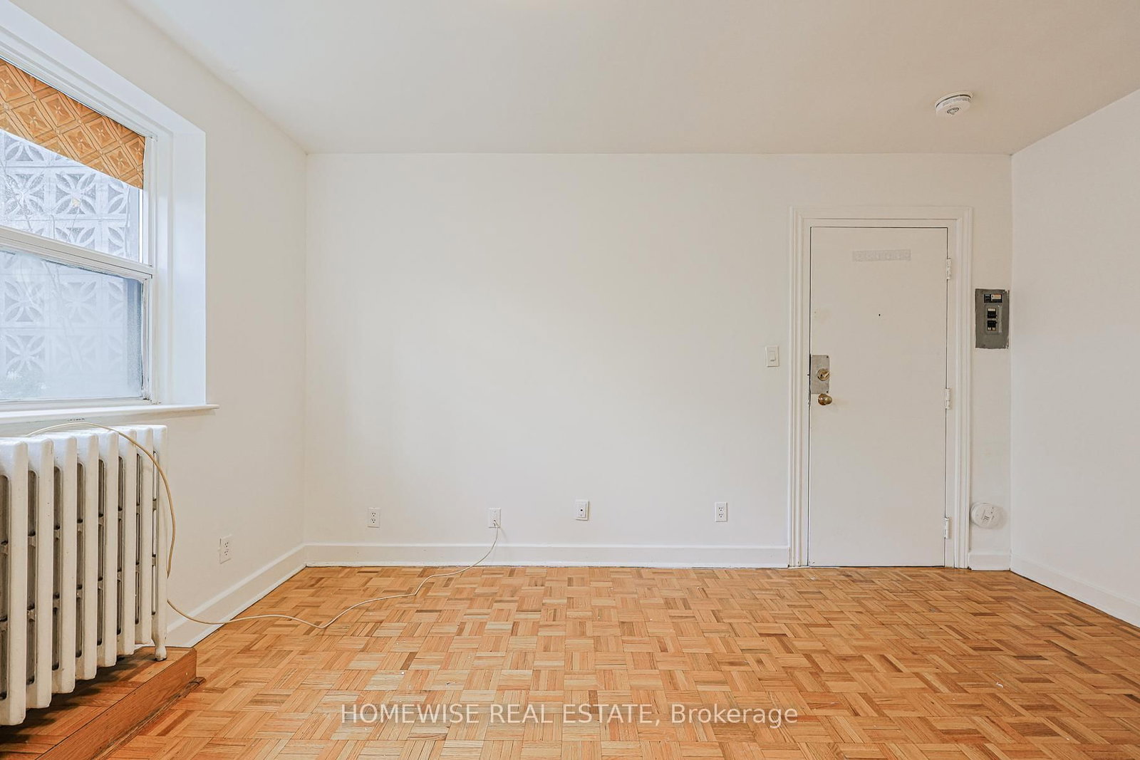33 Maitland Street, Unit 102 - Photo 14