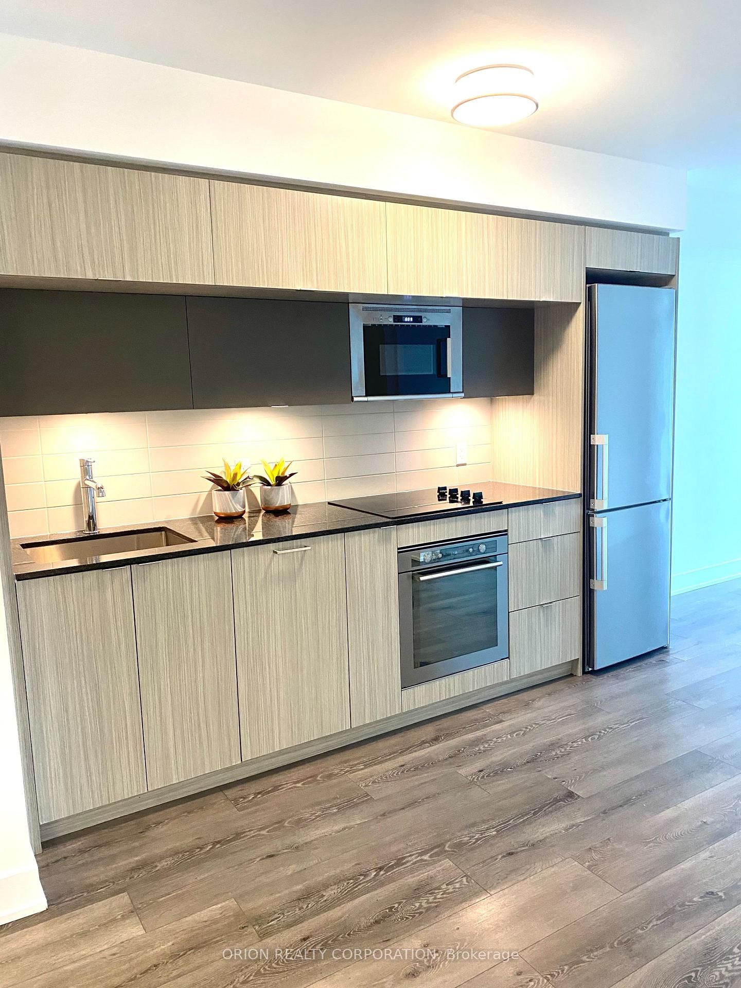 575 Bloor Street E, Unit 910 - Photo 11