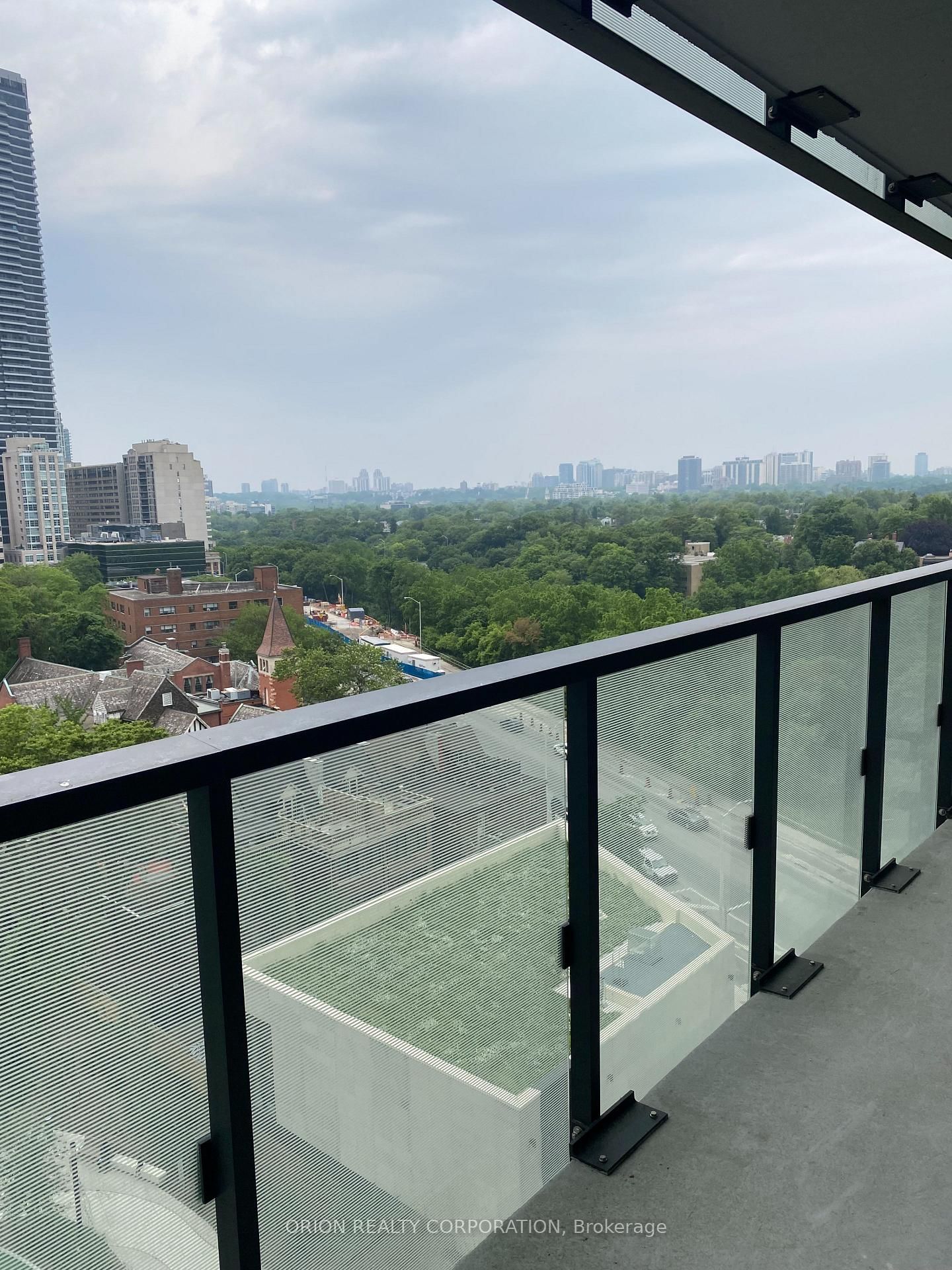 575 Bloor Street E, Unit 910 - Photo 24