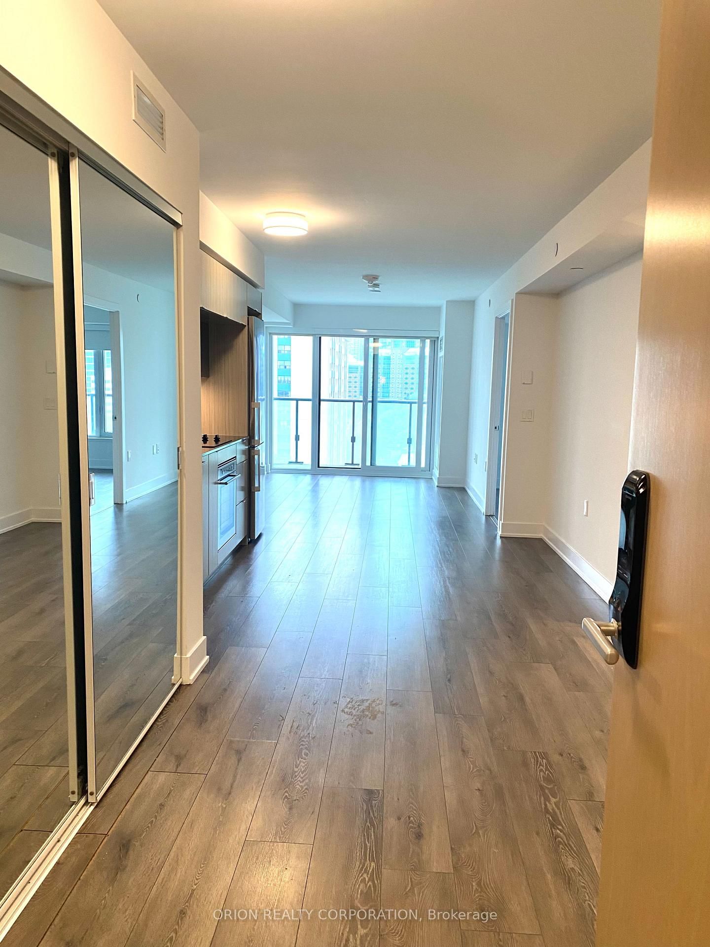 575 Bloor Street E, Unit 910 - Photo 5