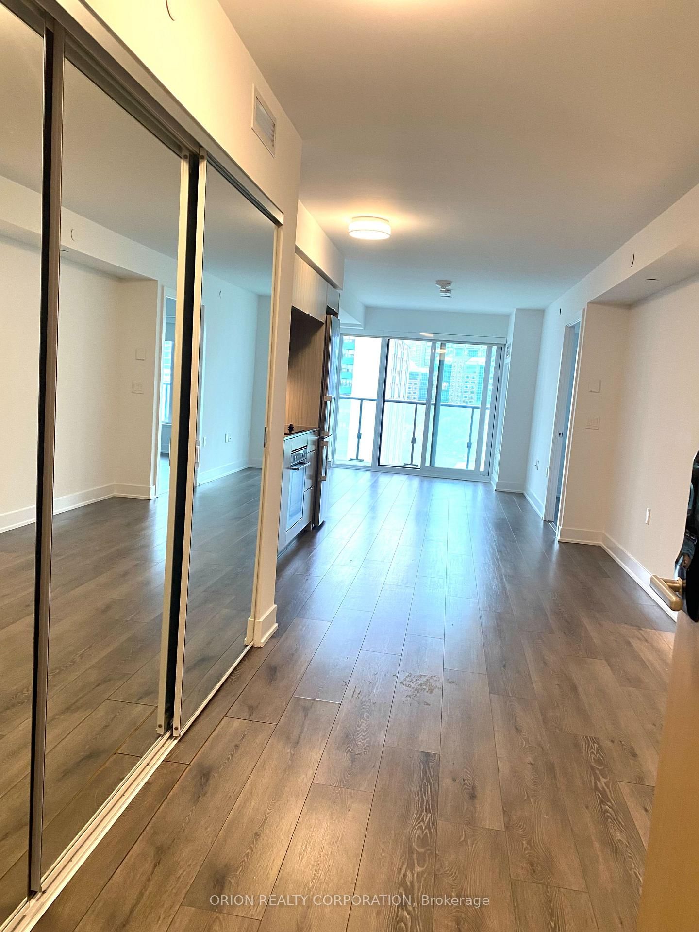 575 Bloor Street E, Unit 910 - Photo 6