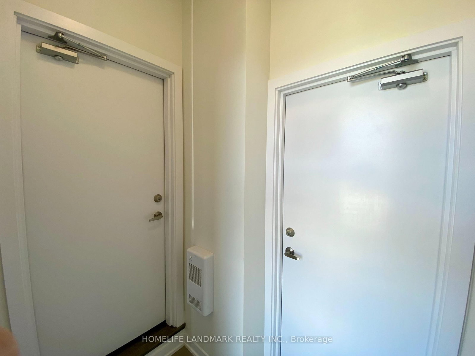 416 Lawrence Heights Way, Unit Main - Photo 4