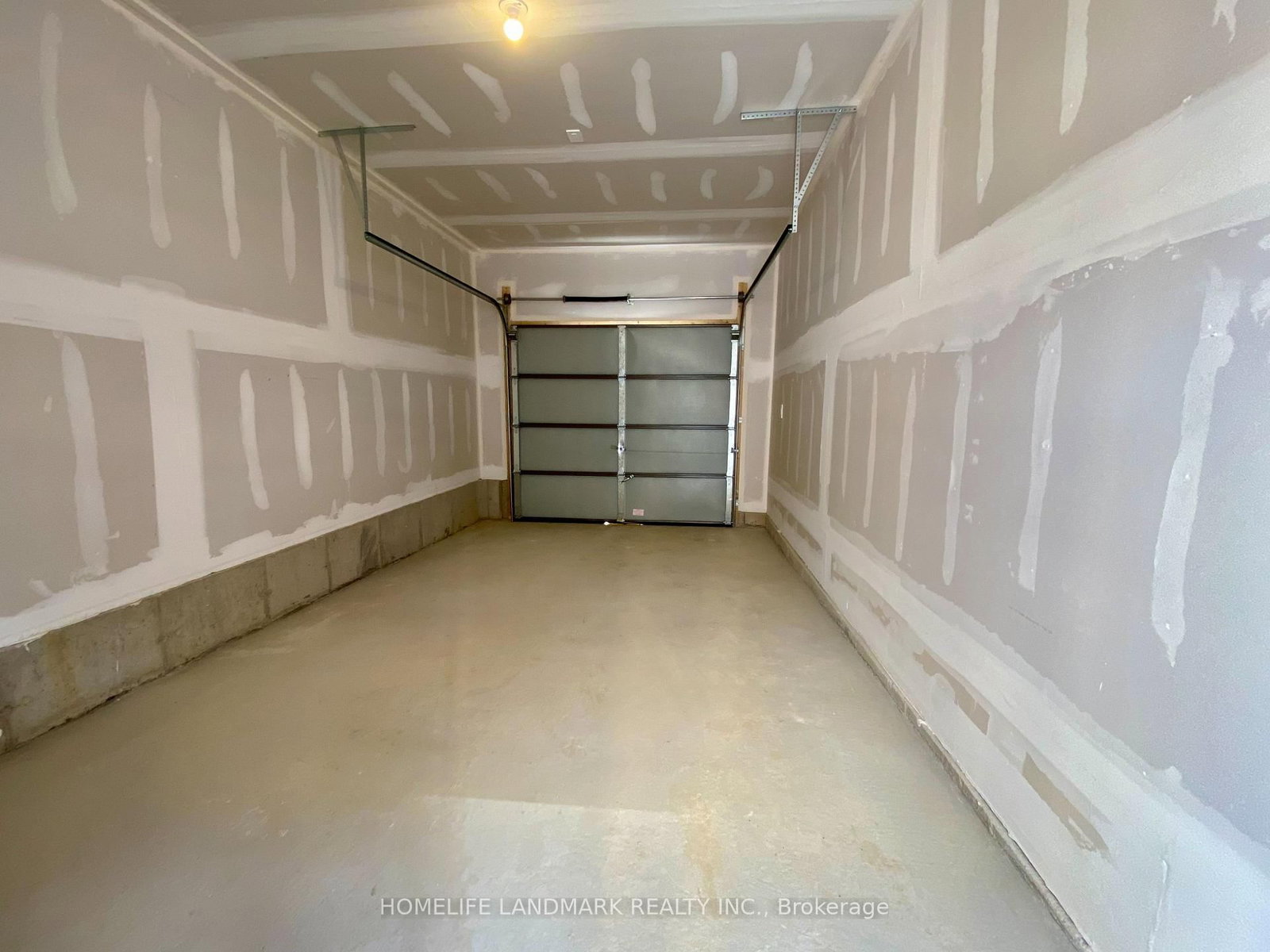 416 Lawrence Heights Way, Unit Main - Photo 40