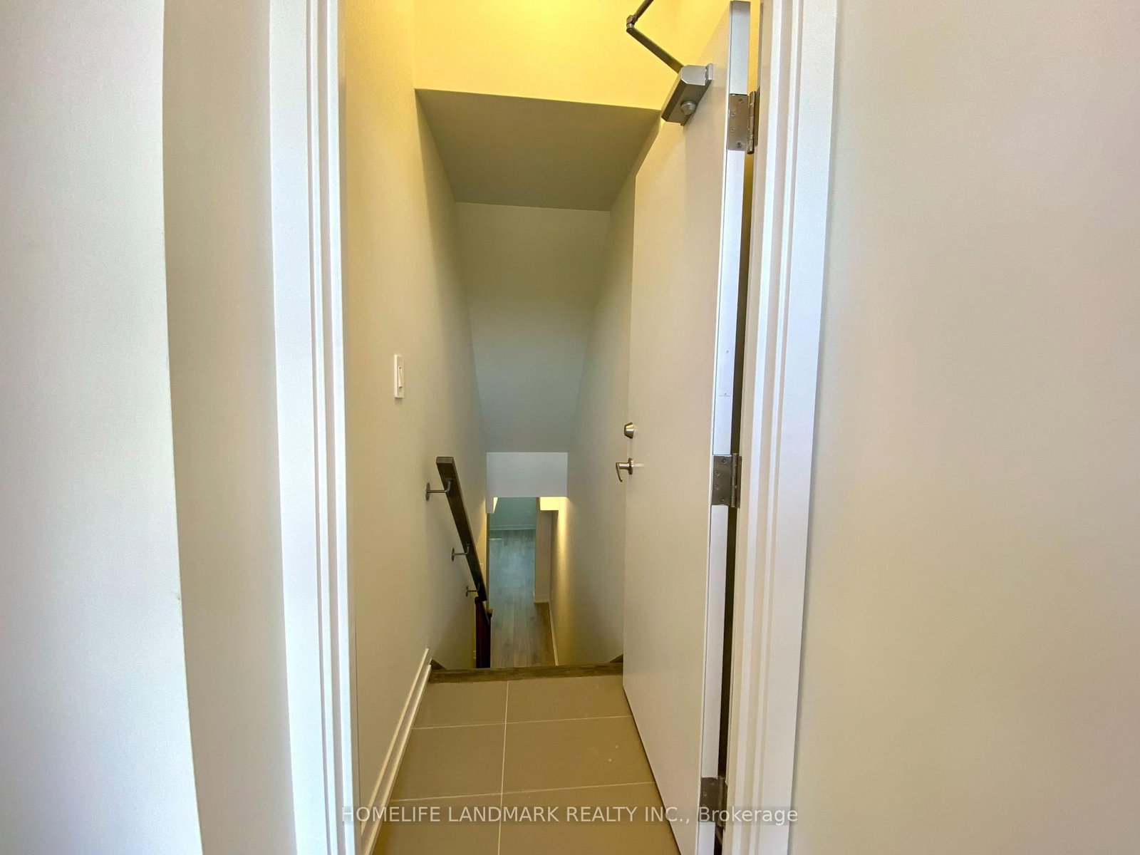 416 Lawrence Heights Way, Unit Basement - Photo 6