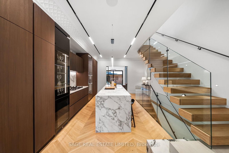 72 Montrose Ave, Toronto, M6J 2T7 | Image 3