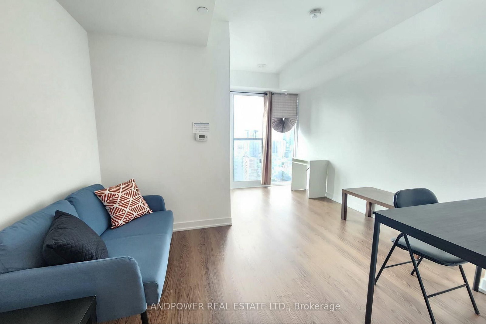 319 Jarvis Street, Unit 4009 - Photo 4