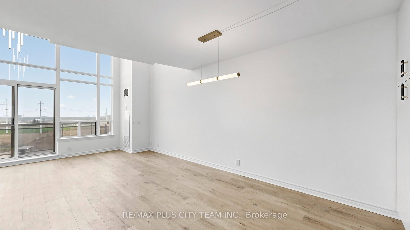 1720 Eglinton Avenue E, Unit 812 - Photo 13