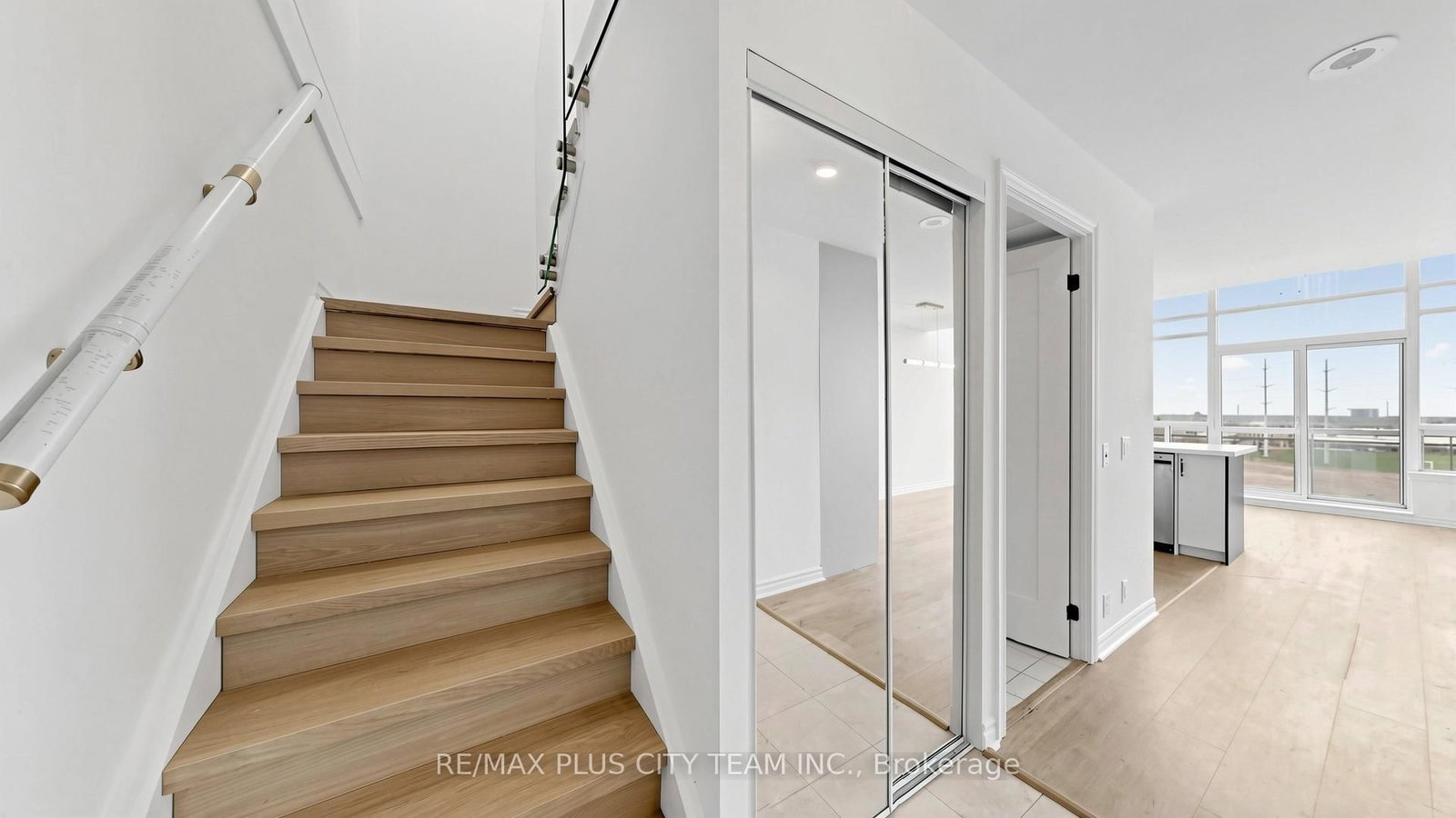 1720 Eglinton Avenue E, Unit 812 - Photo 19