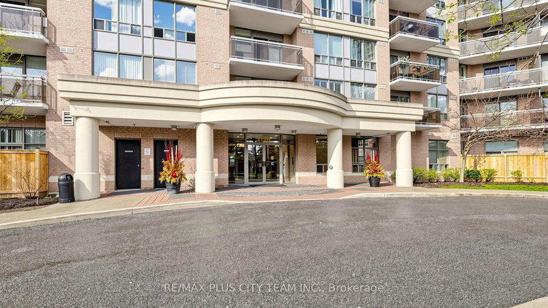 812 - 1720 Eglinton Ave E, Toronto, M4A 2X8 | Image 2