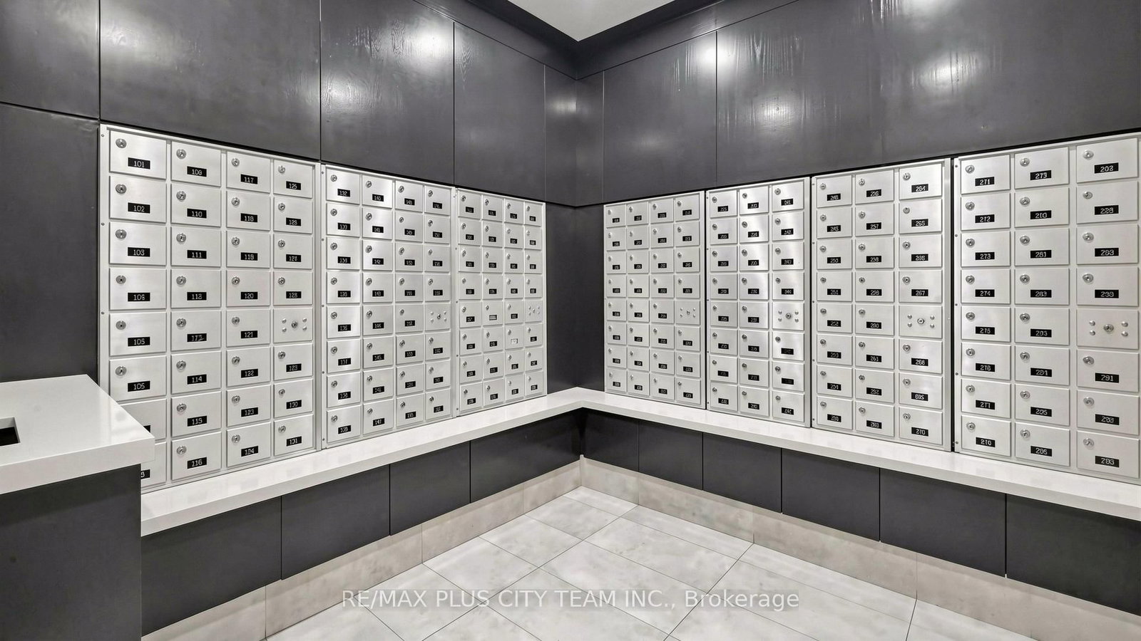 1720 Eglinton Avenue E, Unit 812 - Photo 32