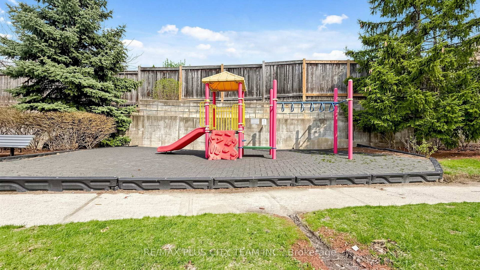 1720 Eglinton Avenue E, Unit 812 - Photo 34