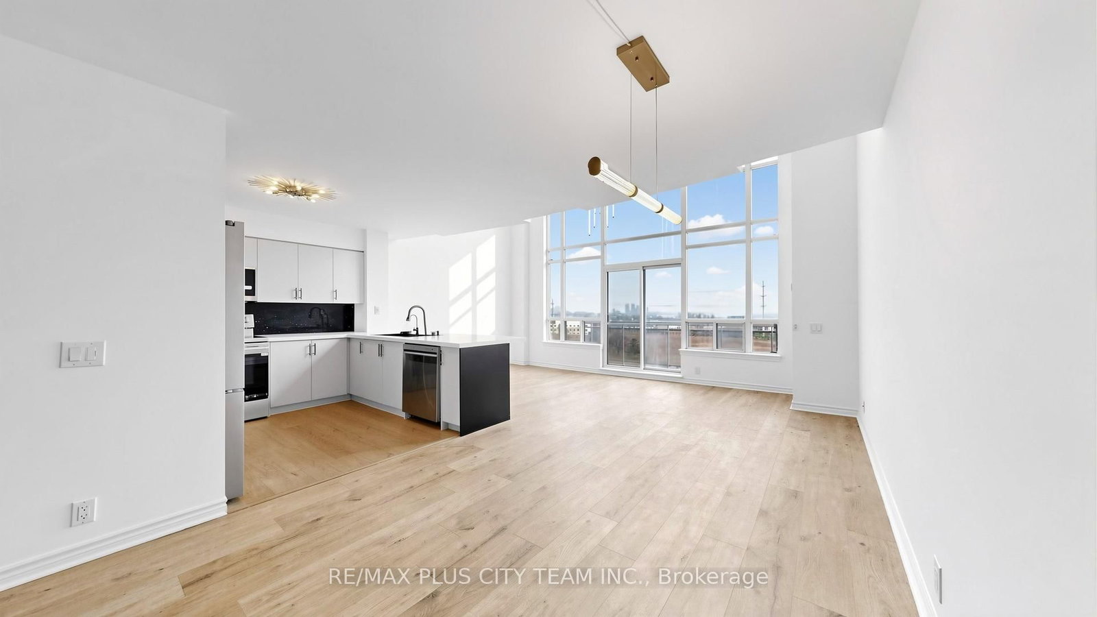 1720 Eglinton Avenue E, Unit 812 - Photo 6